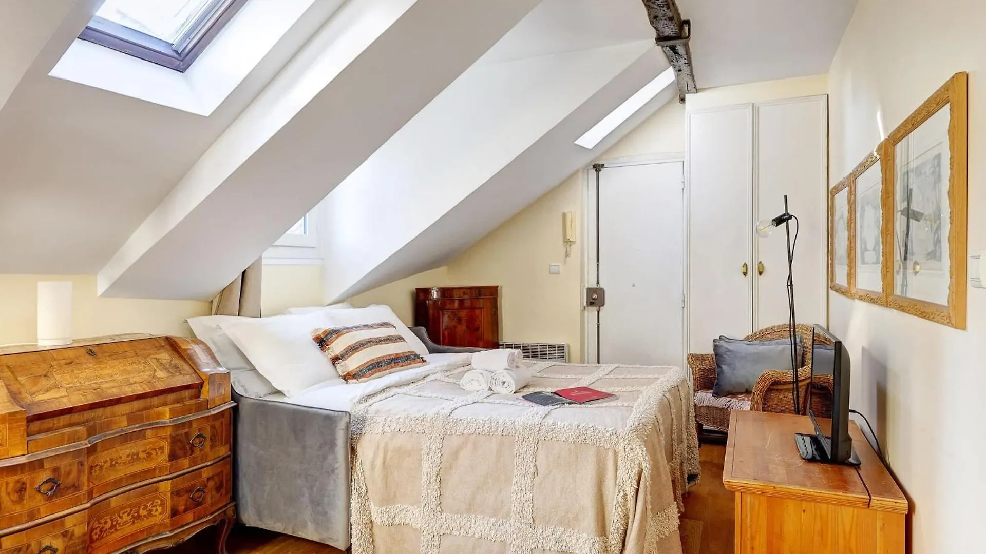 Bnbnova - 1Br - Pantheon & Notre-Dame - Latin Quarter Paris Apartment